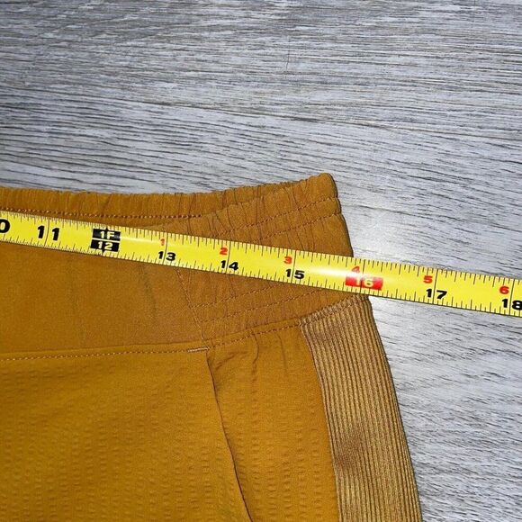 Athleta Textured Brooklyn Jogger Women’s 10 Mustard Lightweight Athleisure Pant - Picture 5 of 12